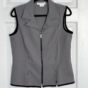 Giorgio Fiorlini Classic - Bold, Buttonless, And Classic